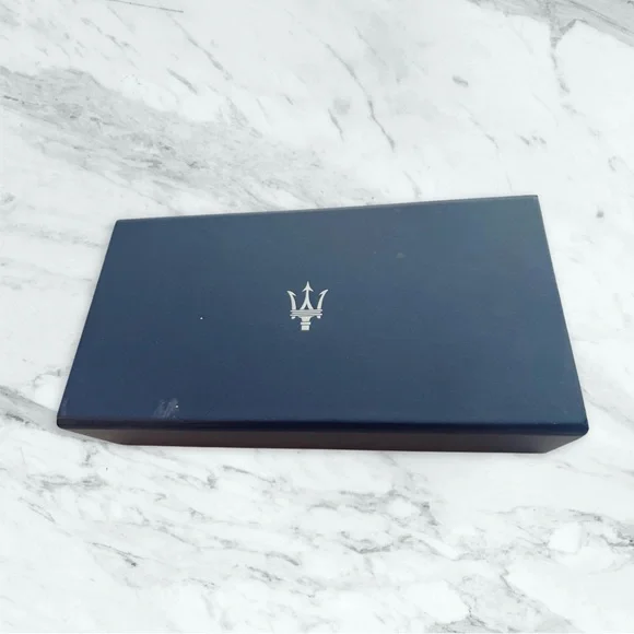 maserati ghibli gift box - Picture 2 of 3